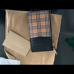 Burberry card holder